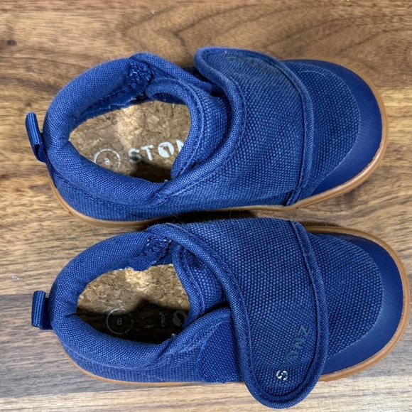 Stonz Navy Blue Kids Sneakers - Picture 4 of 6